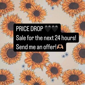 SALE! Next 24 hours grab and bundle!🫶🏼🖤